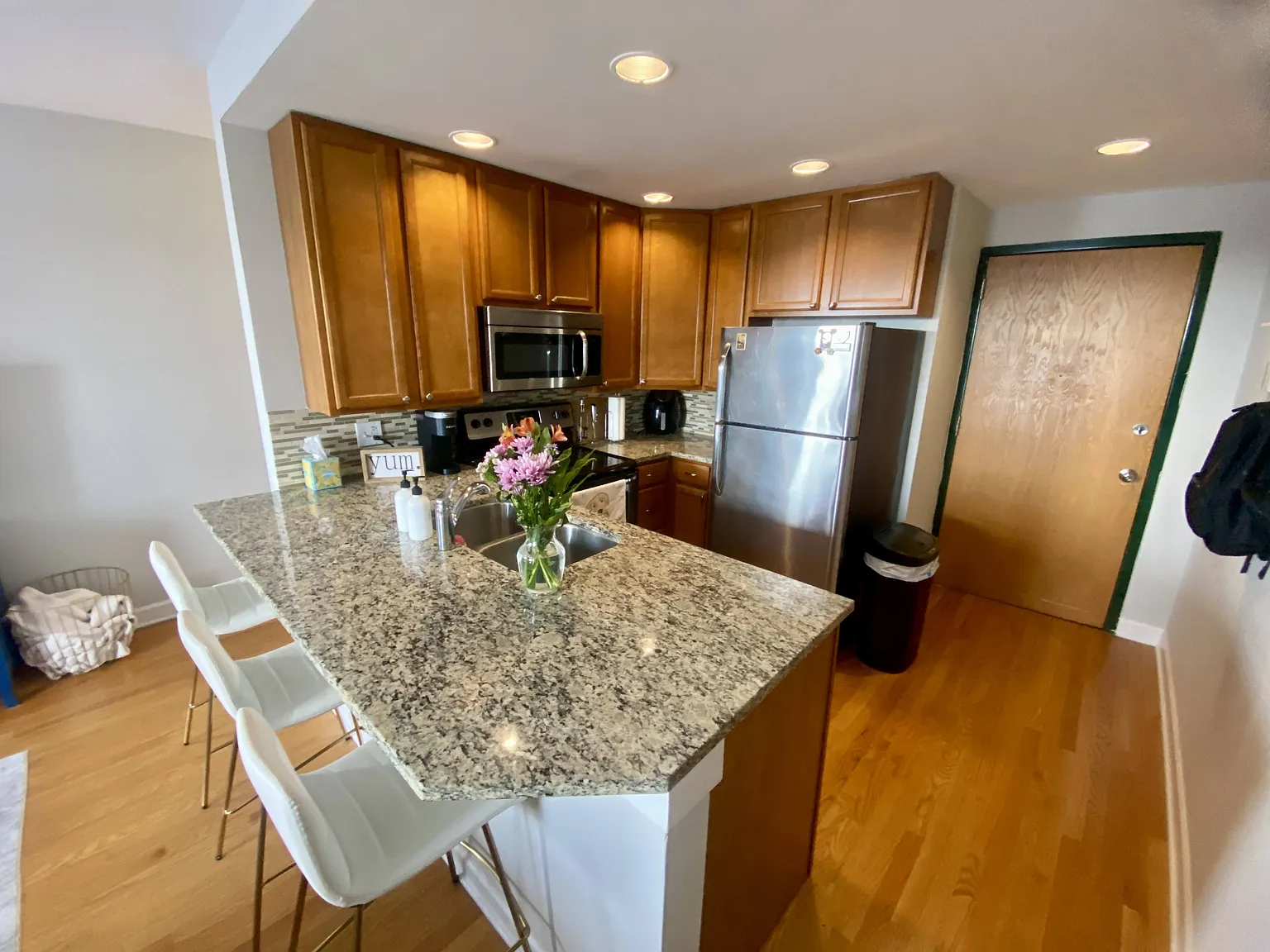 1170 N. Milwaukee Ave. — Photo 1