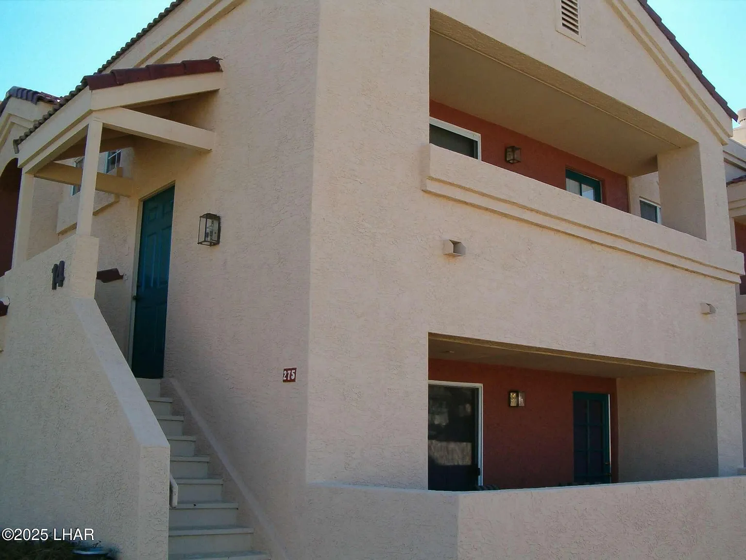 1 bed, 1.0 bath, 672 sqft, $1,700 — Photo 2