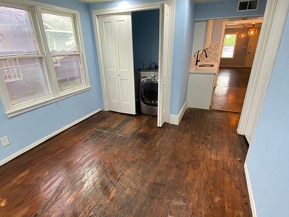 2nd image of 408 E Saint Francis St
