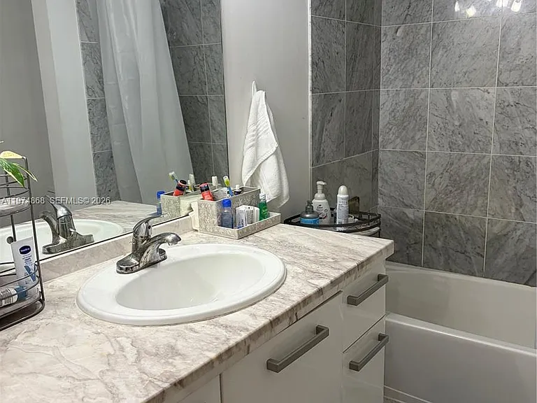 244 Biscayne Blvd #341 — Photo 16