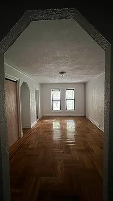 Living room, photo 1