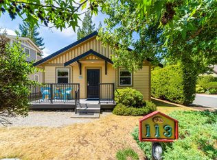 1080 Resort Dr #113, Parksville, BC V9P 2E3