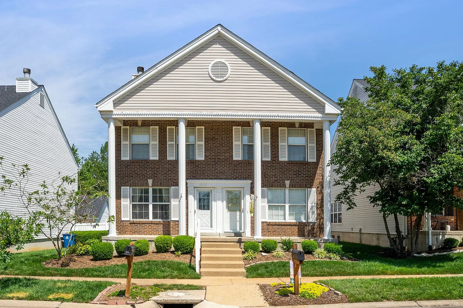 16527 Carriage View Ct photo 1