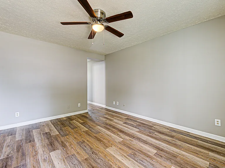 1307 E Market St #1 — Photo 3