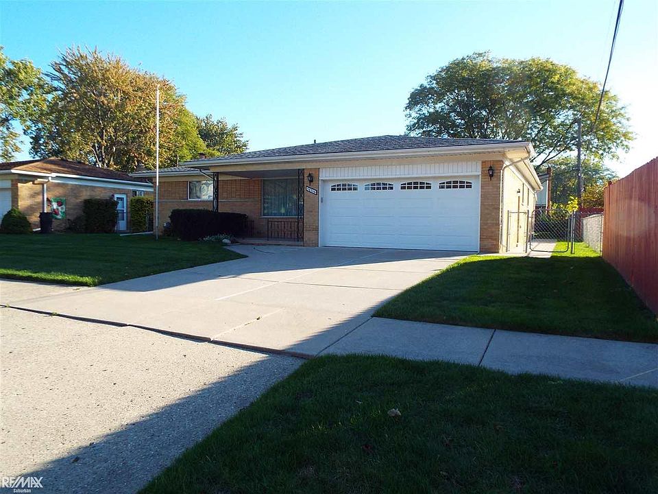 1st image of 30316 McGrath Dr