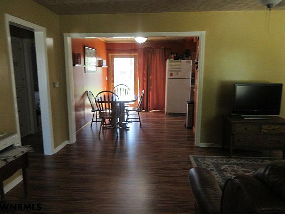 4th image of 1609 Avenue F