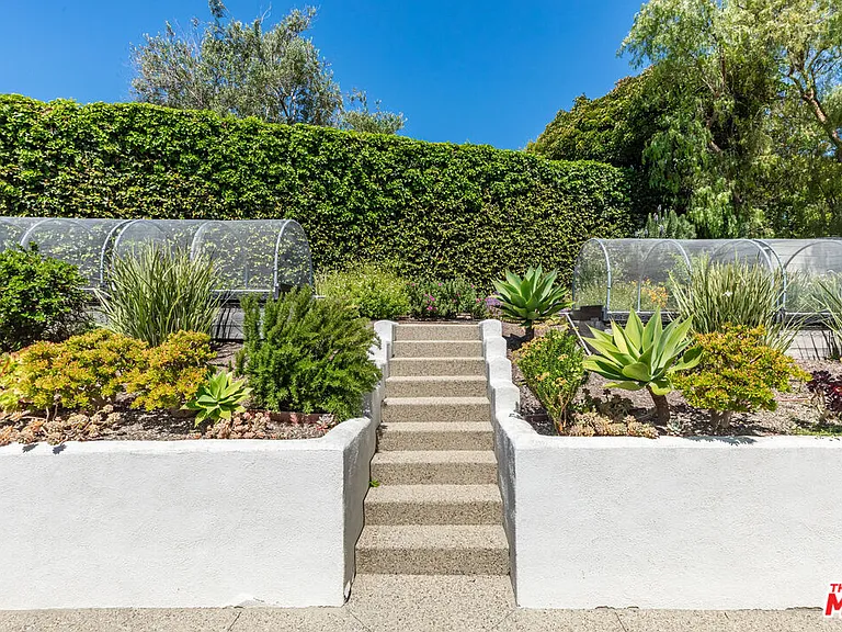 28901 Boniface Dr — Photo 29
