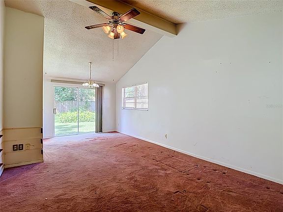 4th image of 617 HIGHVIEW CIRCLE S
