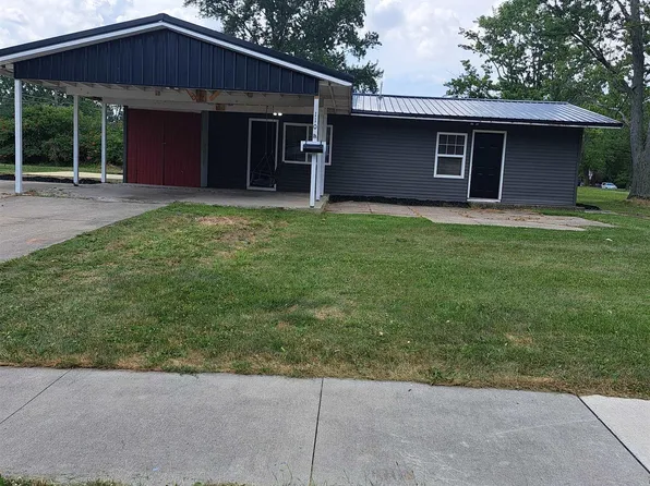 110 E Crown Ln, Fort Wayne, IN 46816