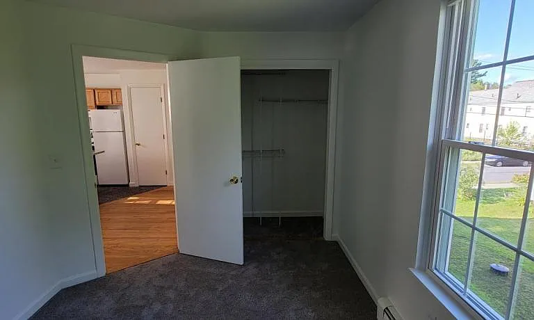 43 Carroll St #4 — Photo 10