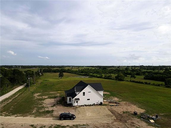 3rd image of 4655 County Road 220