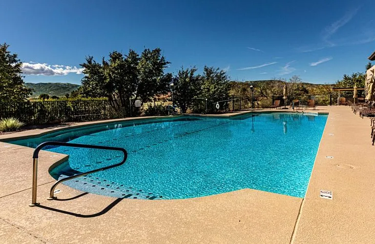 pool