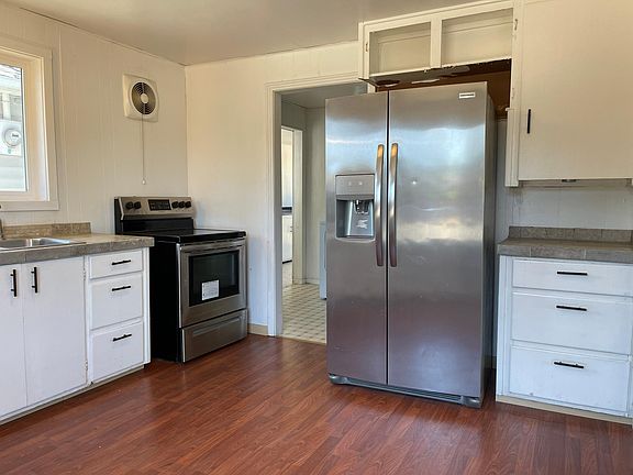 5th image of 203 Tilley Ave