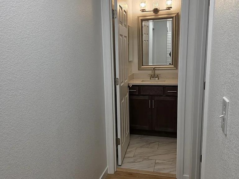 4725 N Josephine St — Photo 13