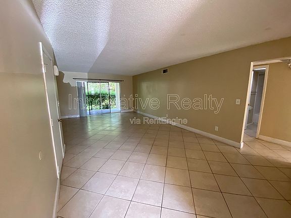 2nd image of 623 E San Sebastian Ct