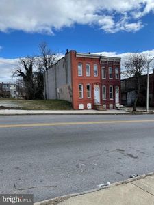 17 S Pulaski St, Baltimore, MD, 21223