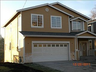 2nd image of 4055 31st Ave S