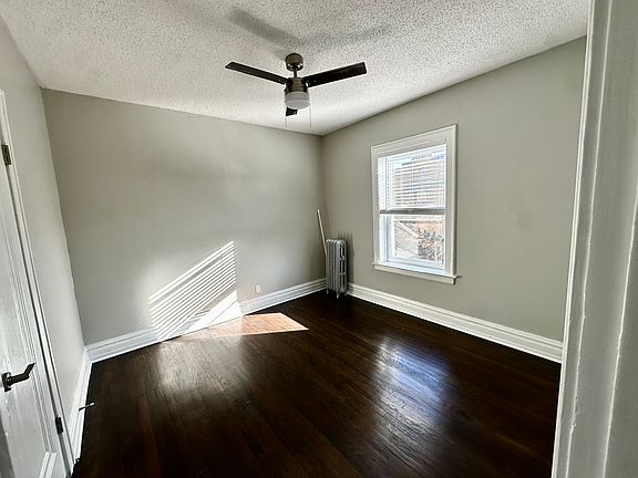 5th image of 6949-6959 S Merrill Ave #A2