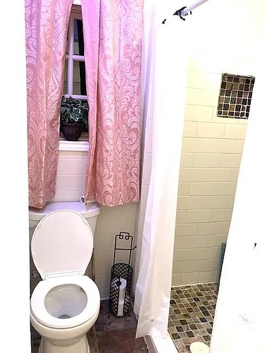 1423 Michial St #UNT Photo 1