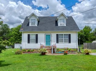 240 Hugh Hunter Rd, Oak Grove, KY 42262