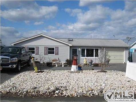 4th image of 53 Hornblower Dr