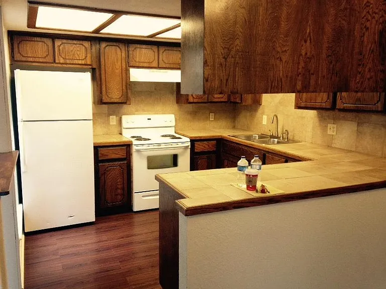 6111 Gaelic Glen Dr — Photo 3