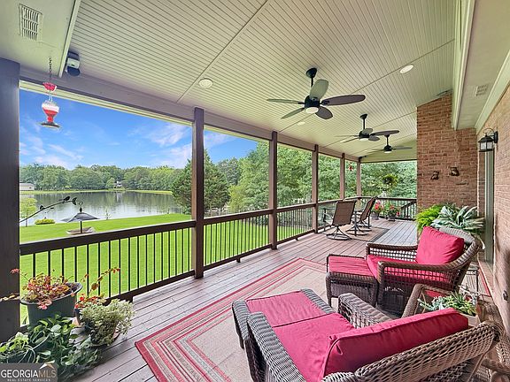 3rd image of 130 Beech Valley Dr