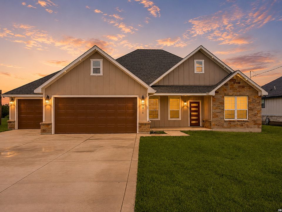 1st image of 16914 Rancho Escondido