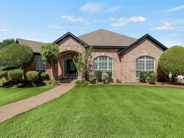 517 Quick Silver Dr, Desoto, TX 75115