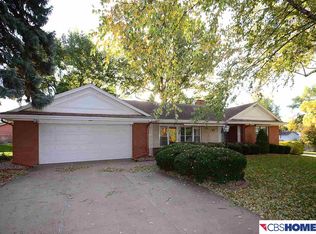 2131 S 91st St, Omaha, NE 68124