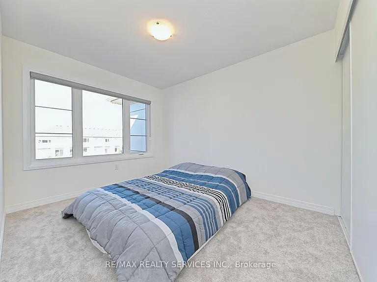 15 Blacklock St #19 — Photo 28