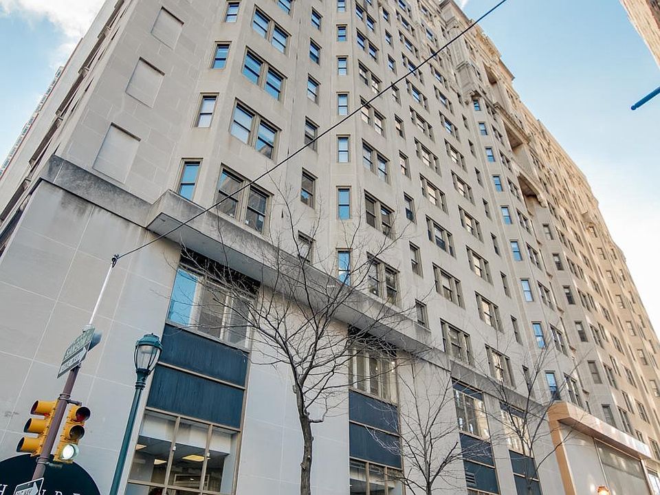 2nd image of 1849 Walnut St #1611