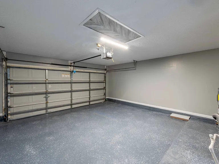 479 Charles Pinckney St — Photo 48