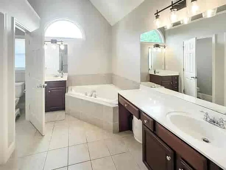 4918 Shallow Creek Trl NE — Photo 24