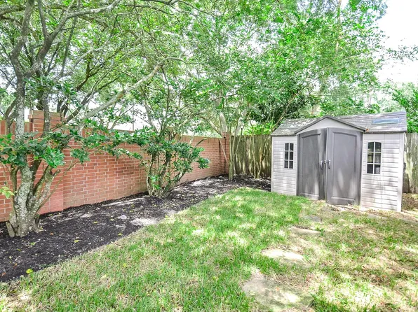 3126 Serene Oak Dr