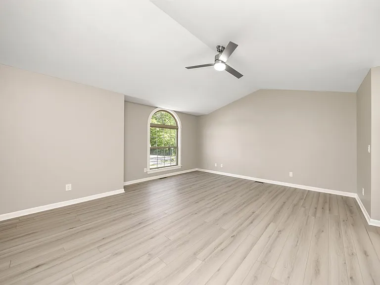 6096 Darramoor Rd — Photo 26