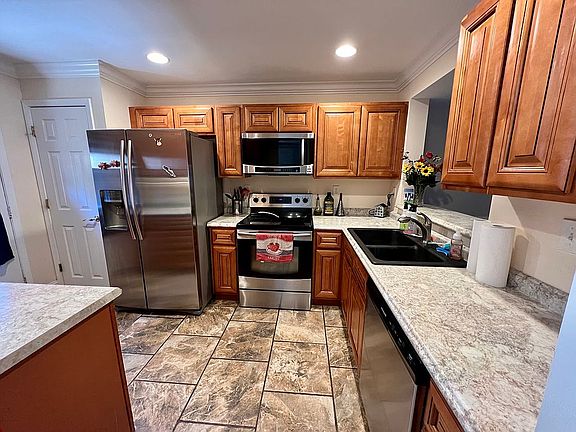 2nd image of 3636 Taliluna Ave APT 413