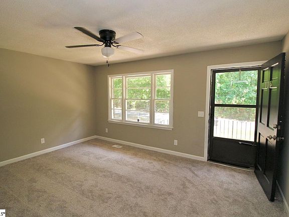 2nd image of 116 Poplar Ln
