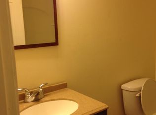 187 Cumberland Rd, Lowell, MA 01850