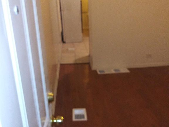 4th image of 7316 S Saint Lawrence Ave APT 1