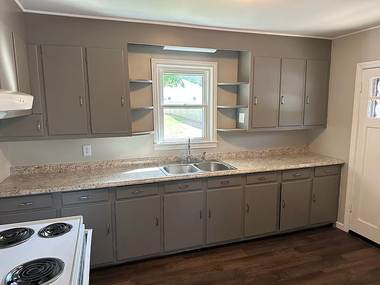 1116 Cornelia Cir — Photo 19