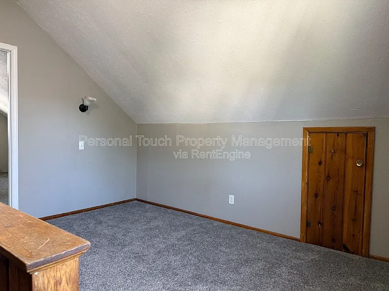 413 22nd St S — Photo 20