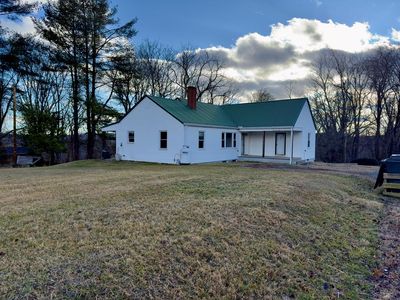 25 Ginger Ln, Hillsville, VA, 24343