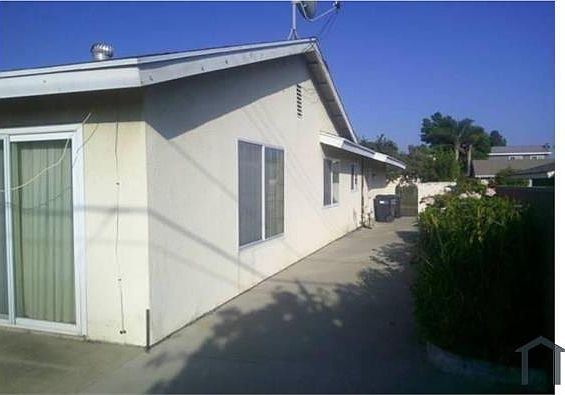 2nd image of 617 Brinwood Dr