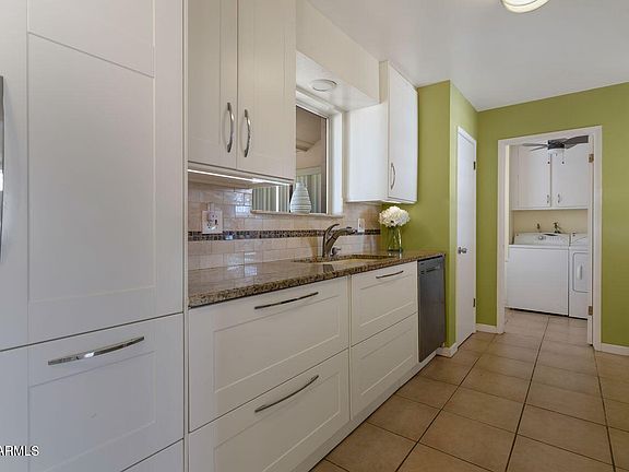 5th image of 10903 W SARATOGA Circle