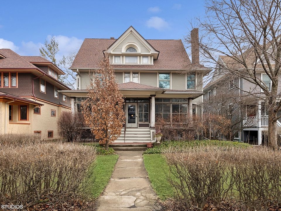 1st image of 216 S Scoville Ave