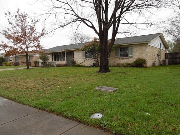 2nd image of 2526 Hightrail Dr