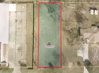 112 W Darbonne St, Sulphur, LA 70663
