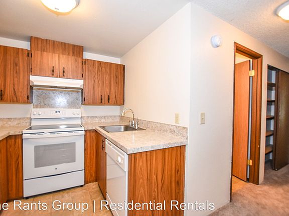4th image of 2323 Burbank Ave NW APT 17C