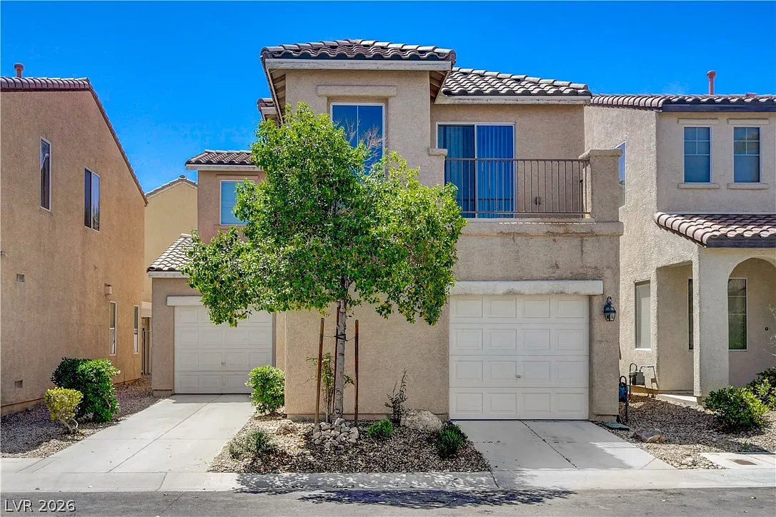 2 bed, 2.5 bath, 1196 sqft, $1,900 — Photo 1